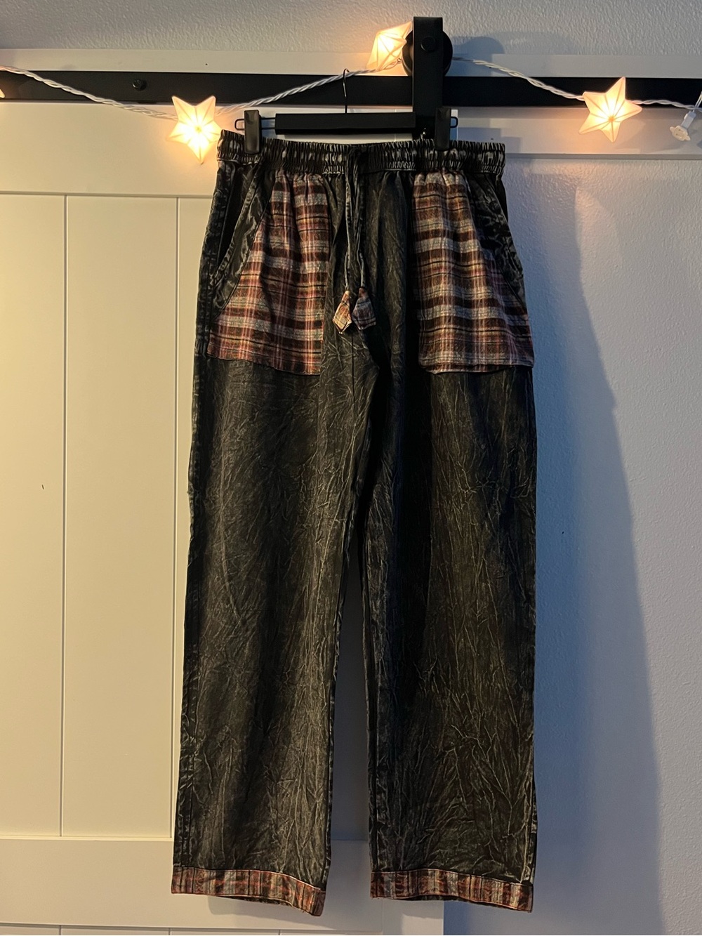 NWT Cotton Drawstring Pants in Black with Plaid Pocket Accents (M)